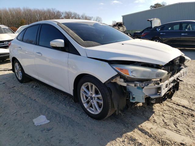 Photo 4 from auction – 2015 FORD FOCUS SE with VIN 1FADP3F21FL351102