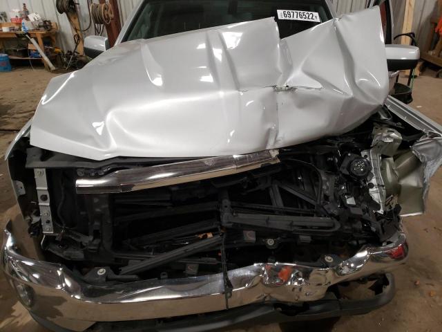 Photo 12 from auction – 2017 CHEVROLET SILVERADO with VIN 3GCUKREC6HG234119