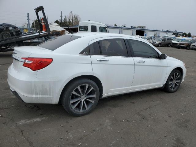 Photo 3 from auction – 2011 CHRYSLER 200 LIMITE with VIN 1C3BC2FG5BN618019