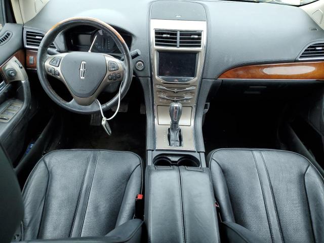 Photo 8 from auction – 2011 LINCOLN MKX with VIN 2LMDJ8JK3BBJ25217