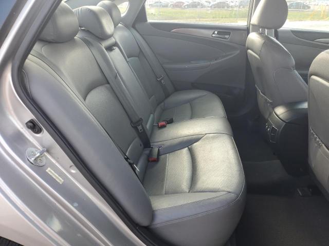 Photo 10 from auction – 2012 HYUNDAI SONATA HYB with VIN KMHEC4A48CA037104