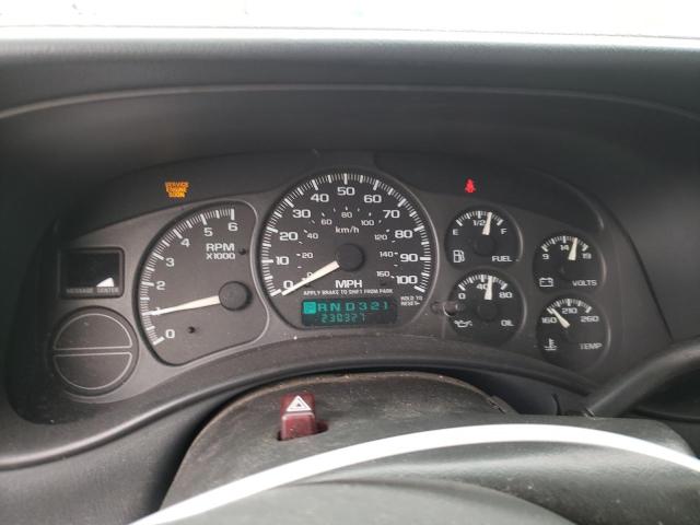 Photo 9 from auction – 2002 CHEVROLET SILVERADO with VIN 2GCEC19V121304222