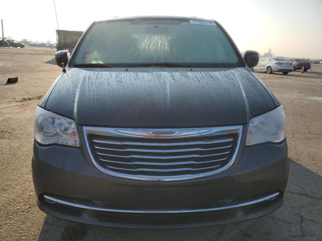 Photo 5 from auction – 2016 CHRYSLER TOWN & COU with VIN 2C4RC1BG2GR213434