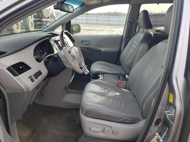 Photo 7 from auction – 2011 TOYOTA SIENNA XLE with VIN 5TDYK3DC6BS017730