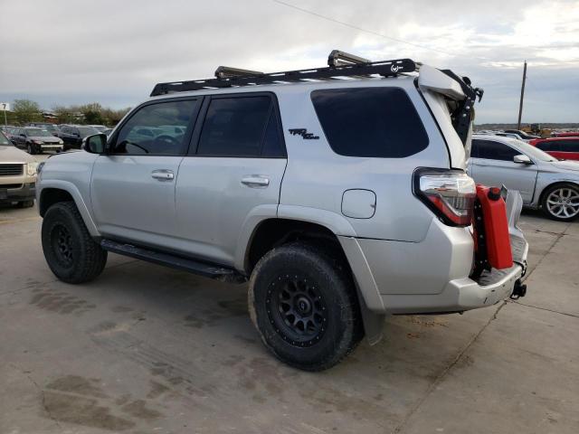 Photo 2 from auction – 2020 TOYOTA 4RUNNER SR with VIN JTEBU5JR9L5817235