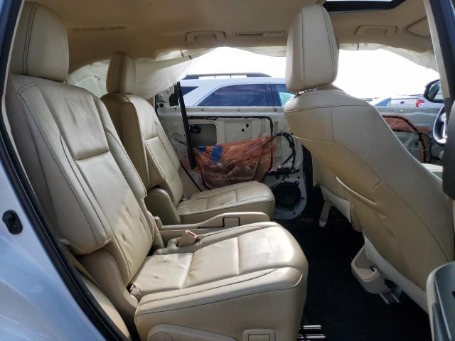 Photo 11 from auction – 2018 TOYOTA HIGHLANDER with VIN 5TDKZRFH2JS539685