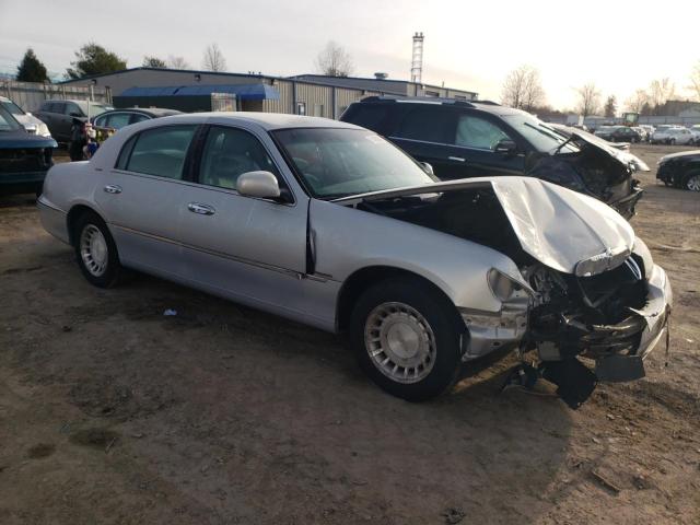 Photo 4 from auction – 2001 LINCOLN TOWN CAR E with VIN 1LNHM81W21Y713831