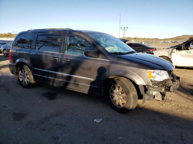 Photo 4 from auction – 2015 CHRYSLER TOWN & COU with VIN 2C4RC1BG2FR539622