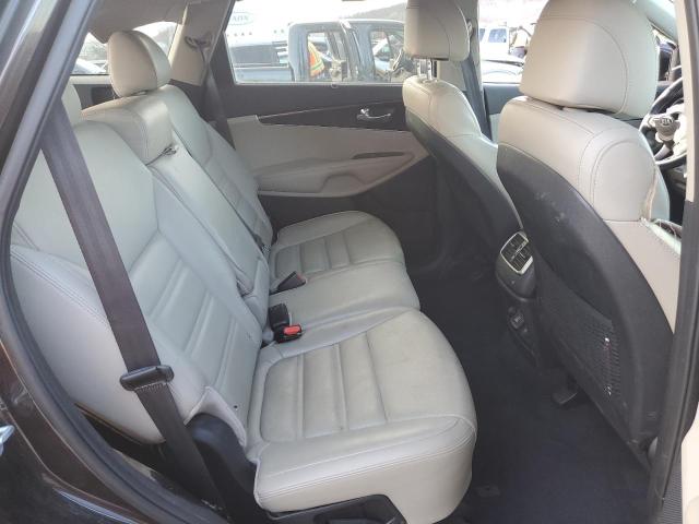 Photo 11 from auction – 2017 KIA SORENTO EX with VIN 5XYPH4A10HG320124