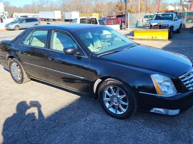 Photo 1 from auction – 2011 CADILLAC DTS LUXURY with VIN 1G6KD5E69BU147245