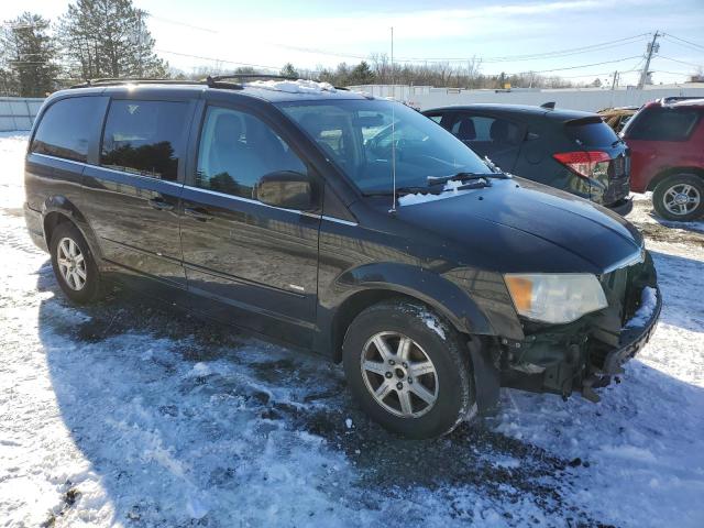 Photo 4 from auction – 2008 CHRYSLER TOWN & COU with VIN 2A8HR54PX8R701930