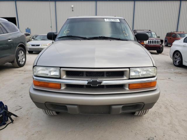 Photo 5 from auction – 2002 CHEVROLET BLAZER with VIN 1GNCS18W02K114679