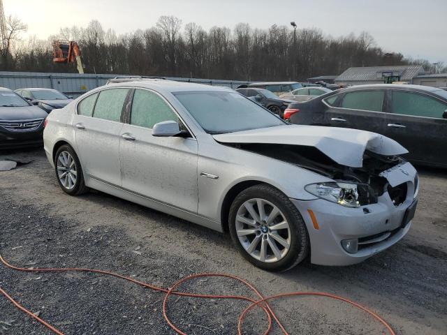 Foto 4 de la subasta – 2013 BMW 528 con VIN WBAXH5C54DD108984