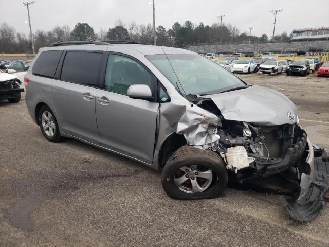 Photo 4 from auction – 2011 TOYOTA SIENNA LE with VIN 5TDKK3DC8BS023745
