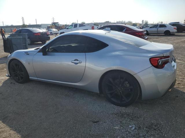 Photo 2 from auction – 2017 TOYOTA 86 with VIN JF1ZNAA1XH9702572