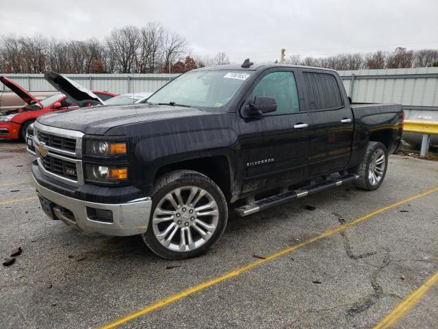 CHEVROLET SILVERADO 2015 with VIN 3GCUKREC4FG349363 - Photo from auction
