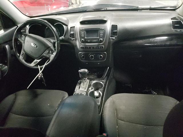 Photo 8 from auction – 2015 KIA SORENTO LX with VIN 5XYKTDA70FG610194