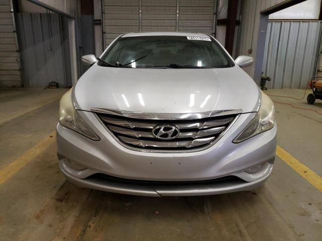 Photo 5 from auction – 2011 HYUNDAI SONATA SE with VIN 5NPEC4AC0BH115653