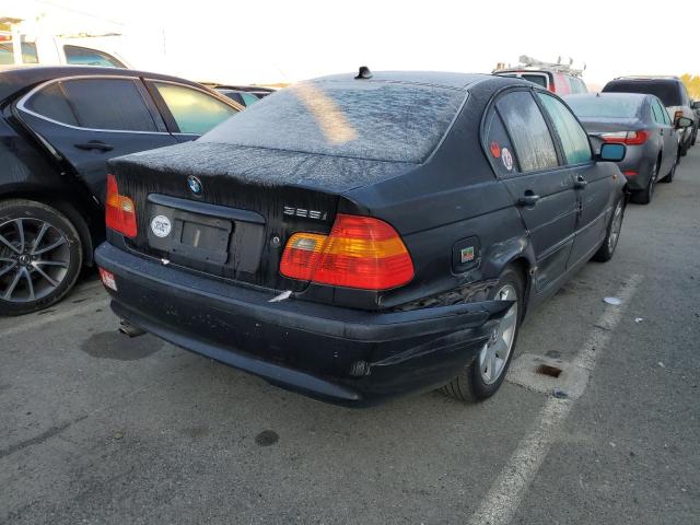 Photo 3 from auction – 2004 BMW 3 SERIES with VIN WBAEV33434KL62824