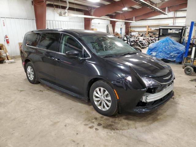 Photo 4 from auction – 2017 CHRYSLER PACIFICA T with VIN 2C4RC1DGXHR663881