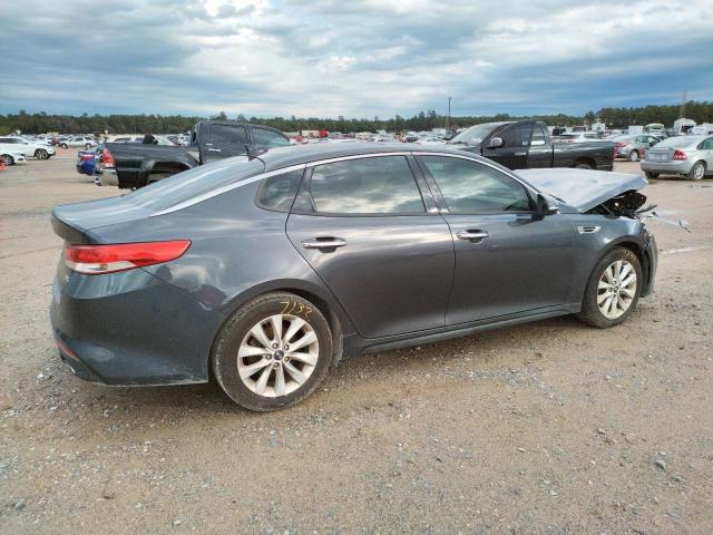 Photo 3 from auction – 2018 KIA OPTIMA EX with VIN 5XXGU4L31JG221915