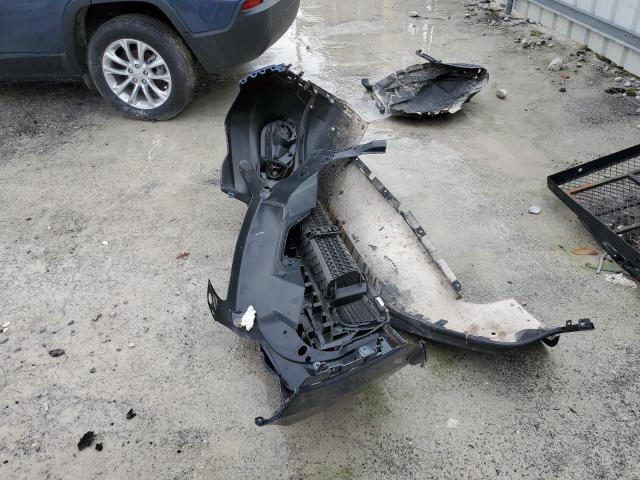Photo 13 from auction – 2020 JEEP CHEROKEE L with VIN 1C4PJLCB2LD541719