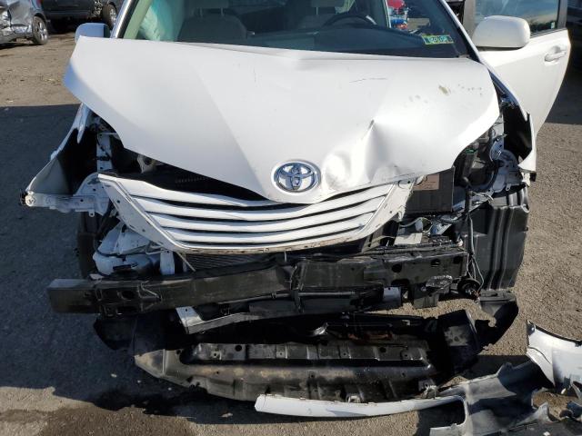 Photo 11 from auction – 2016 TOYOTA SIENNA LE with VIN 5TDJK3DC7GS134080