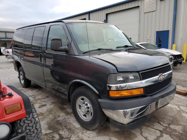 Photo 4 from auction – 2017 CHEVROLET EXPRESS G2 with VIN 1GCWGAFF1H1141625