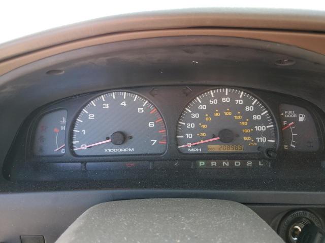 Photo 9 from auction – 2000 TOYOTA 4RUNNER LI with VIN JT3GN87R2Y0169651