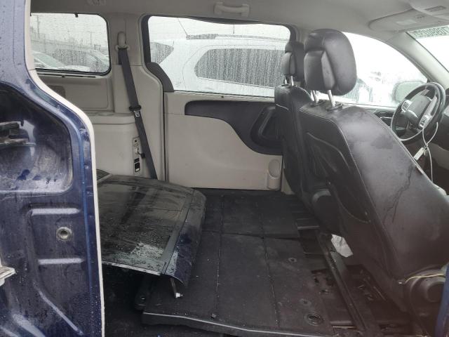 Photo 11 from auction – 2016 CHRYSLER TOWN & COU with VIN 2C4RC1BG9GR175135