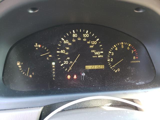 Photo 9 from auction – 2001 LEXUS RX 300 with VIN JTJHF10U110194725