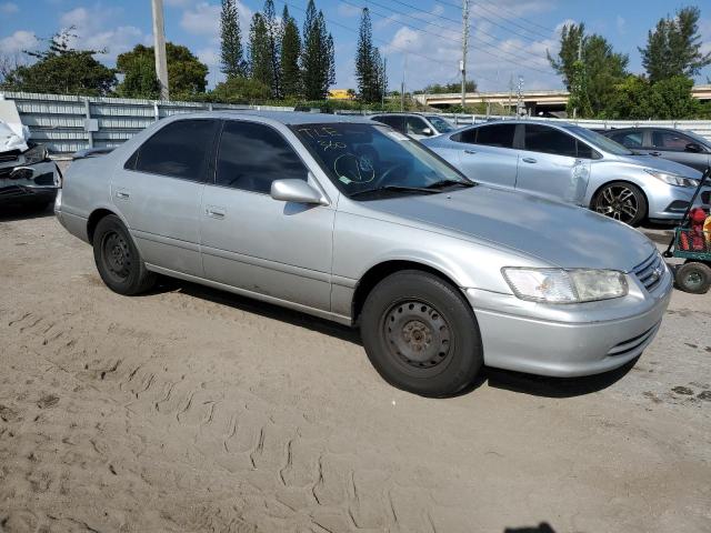 Photo 4 from auction – 2001 TOYOTA CAMRY LE with VIN JT2BG28K310540412