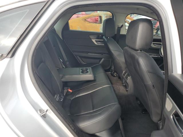 Photo 10 from auction – 2016 JAGUAR XF PREMIUM with VIN SAJBD4BV8GCY20415
