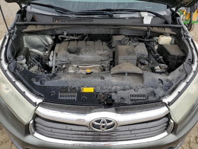 Photo 12 from auction – 2015 TOYOTA HIGHLANDER with VIN 5TDZARFH1FS015621