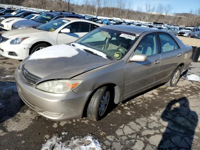 TOYOTA CAMRY LE 2004 with VIN 4T1BF32K54U567841 - Photo from auction