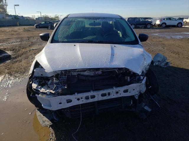 Photo 5 from auction – 2017 FORD FOCUS S with VIN 1FADP3E29HL223145
