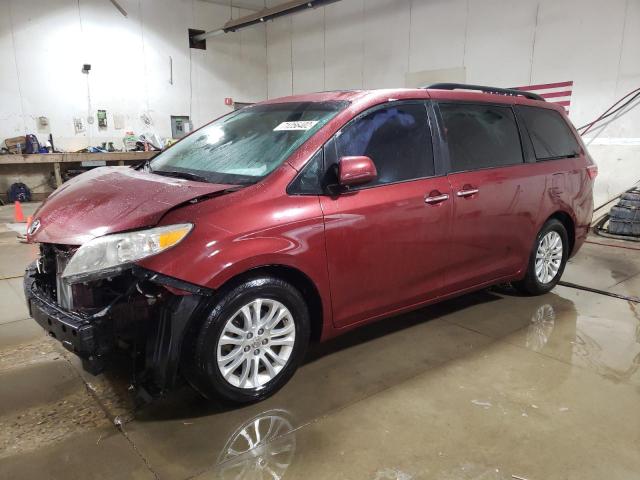 Photo 1 from auction – 2016 TOYOTA SIENNA XLE with VIN 5TDYK3DC4GS741228