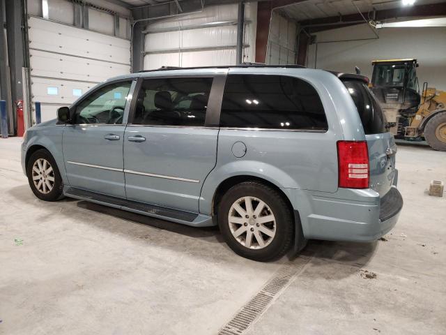 Photo 2 from auction – 2010 CHRYSLER TOWN & COU with VIN 2A4RR8DX6AR361320