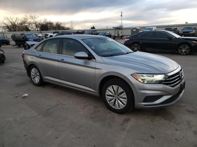 Photo 4 from auction – 2019 VOLKSWAGEN JETTA S with VIN 3VWCB7BUXKM171982
