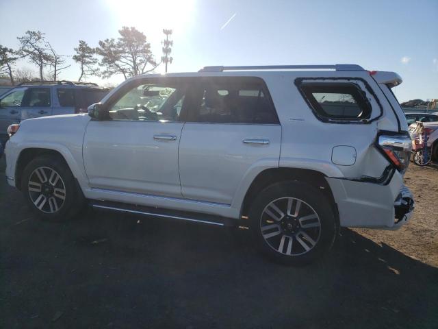 Photo 2 from auction – 2018 TOYOTA 4RUNNER SR with VIN JTEBU5JR8J5498391