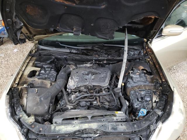 Photo 11 from auction – 2012 HYUNDAI GENESIS 3. with VIN KMHGC4DDXCU178579