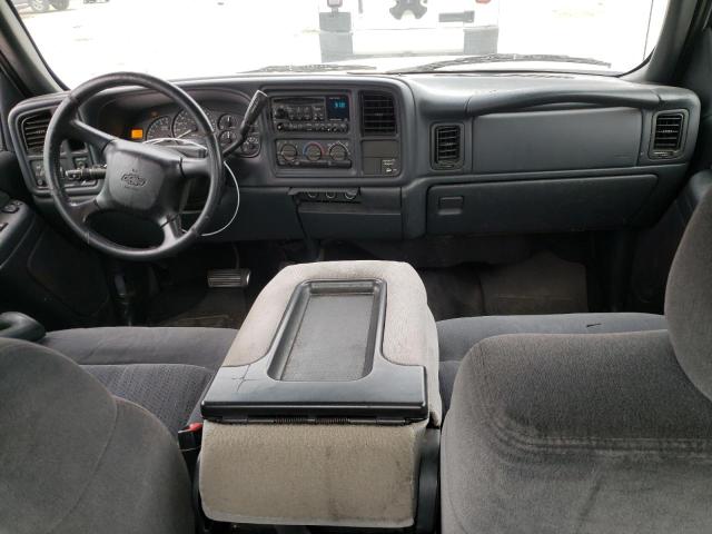 Photo 8 from auction – 2002 CHEVROLET SILVERADO with VIN 2GCEC19V121304222