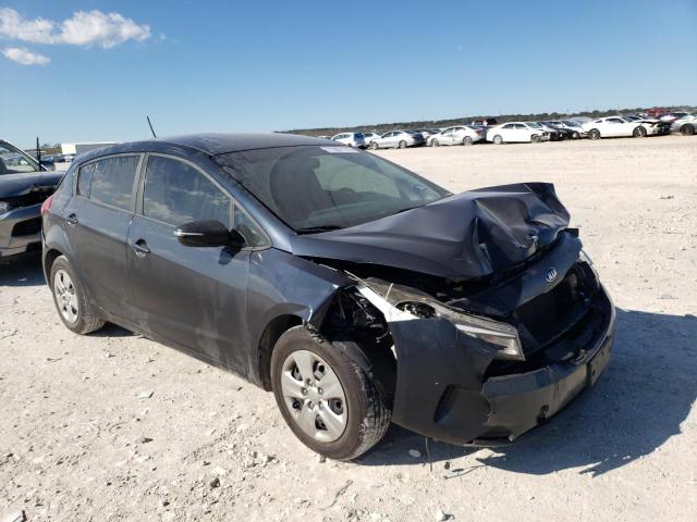 Photo 4 from auction – 2017 KIA FORTE LX with VIN KNAFK5A86H5710067