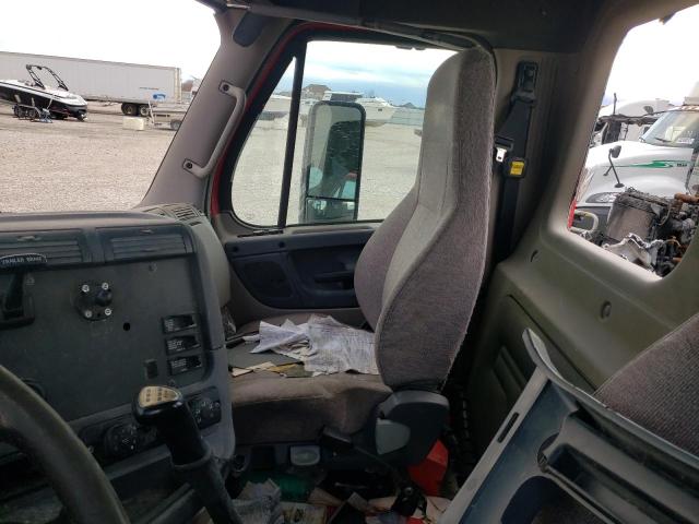 Foto 5 de la subasta – 2014 FREIGHTLINER CASCADIA 1 con VIN 3AKJGBDV3ESFW5740