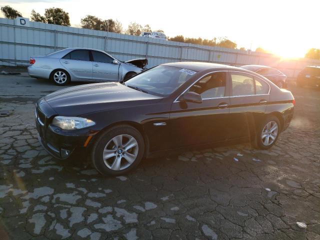 BMW 528 I 2013 with VIN WBAXG5C55DD234564 - Photo from auction