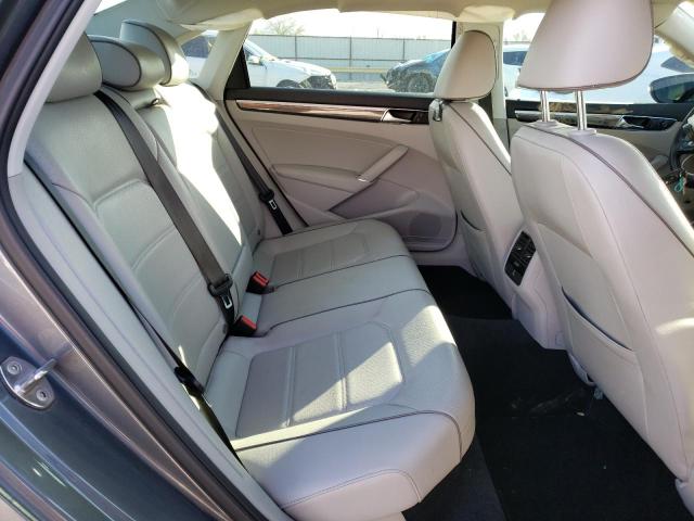 Photo 10 from auction – 2016 VOLKSWAGEN PASSAT SE with VIN 1VWBS7A37GC015086