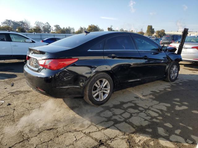 Photo 3 from auction – 2013 HYUNDAI SONATA GLS with VIN 5NPEB4AC3DH758388