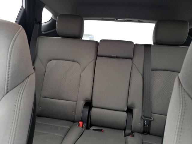 Photo 10 from auction – 2018 HYUNDAI SANTA FE S with VIN 5NMZU3LB7JH054942