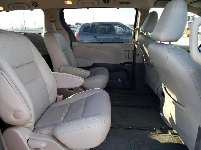 Photo 11 from auction – 2017 TOYOTA SIENNA XLE with VIN 5TDDZ3DC4HS153874