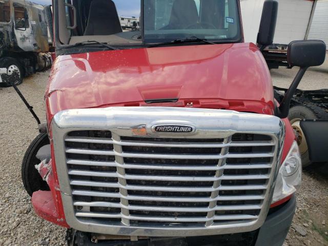 Photo 7 from auction – 2014 FREIGHTLINER CASCADIA 1 with VIN 3AKJGBDV3ESFW5740
